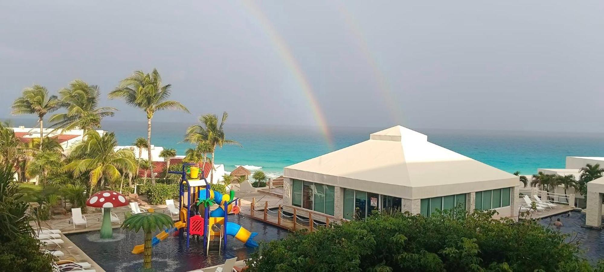 Solymar Hotel All Inclusive Cancun Exterior photo